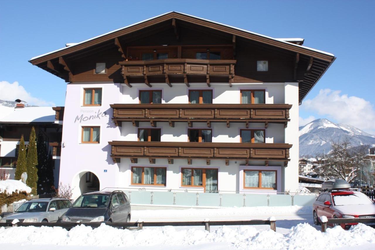 Fruehstueckspension Monika, B&B In Kaprun Mit Summercard Екстер'єр фото