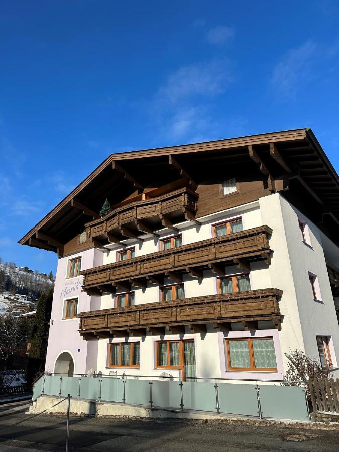 Fruehstueckspension Monika, B&B In Kaprun Mit Summercard Екстер'єр фото