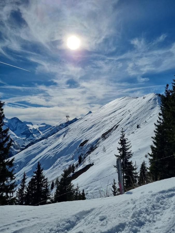 Fruehstueckspension Monika, B&B In Kaprun Mit Summercard Екстер'єр фото