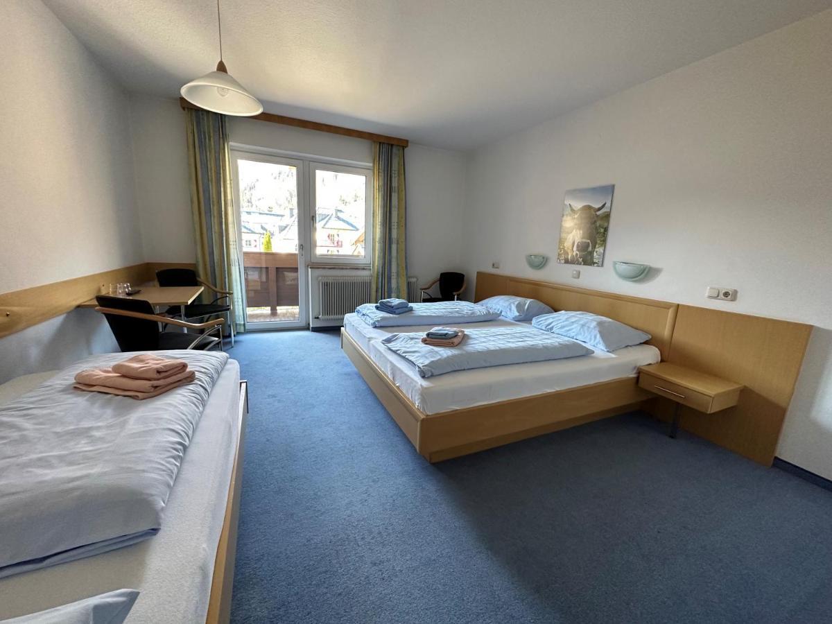 Fruehstueckspension Monika, B&B In Kaprun Mit Summercard Екстер'єр фото