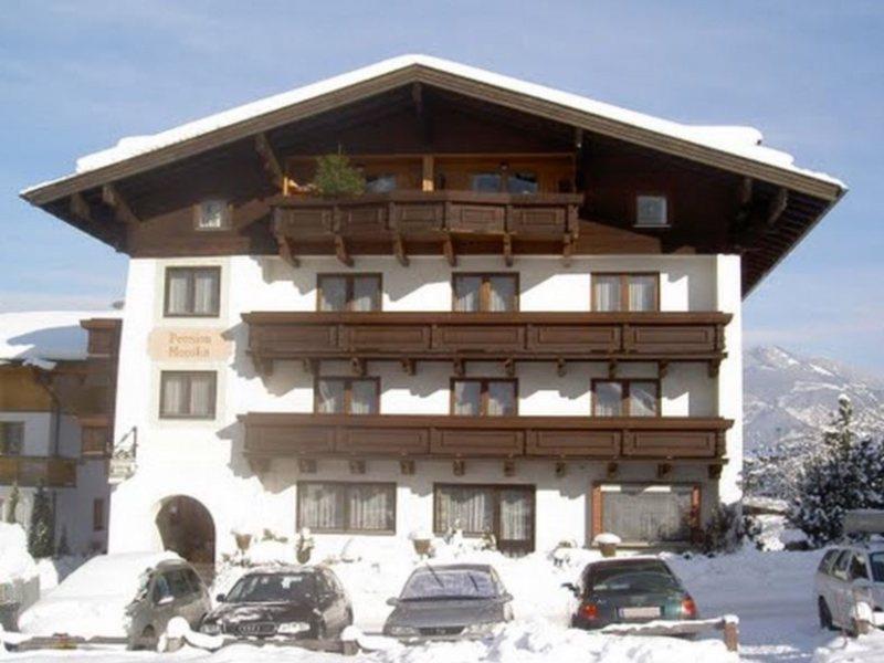 Fruehstueckspension Monika, B&B In Kaprun Mit Summercard Екстер'єр фото